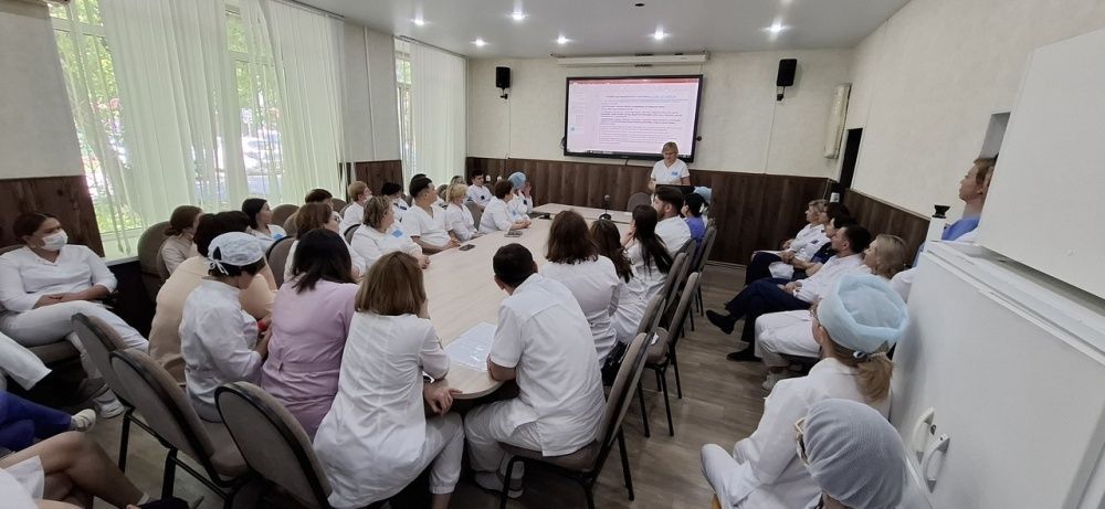 Вчера в нашей поликлинике для закрепления знаний по гигиенической обработке рук прошло обучение