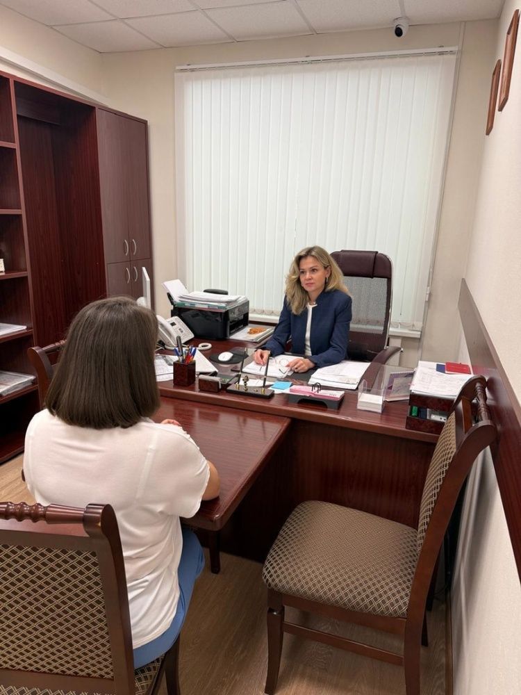 23 мая главный врач стоматологической поликлиники № 2 г. Уфа, Визгалова Олеся Борисовна, провела личный приём граждан